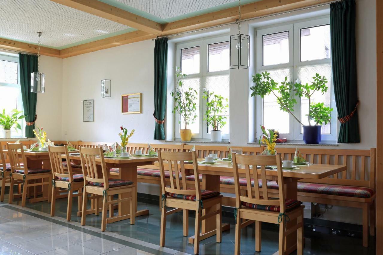 Weinstube Schwalbennest Otel Karlstadt Dış mekan fotoğraf