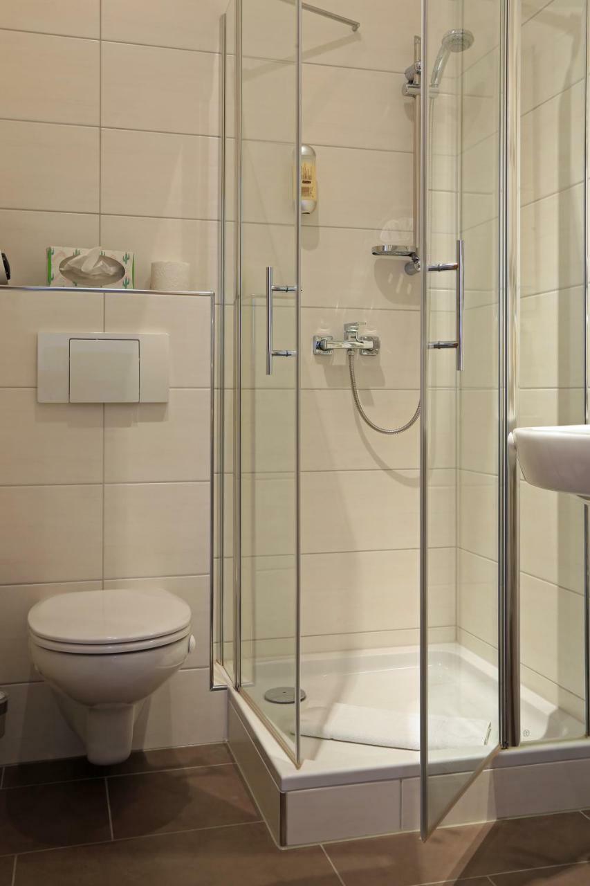 Weinstube Schwalbennest Otel Karlstadt Dış mekan fotoğraf