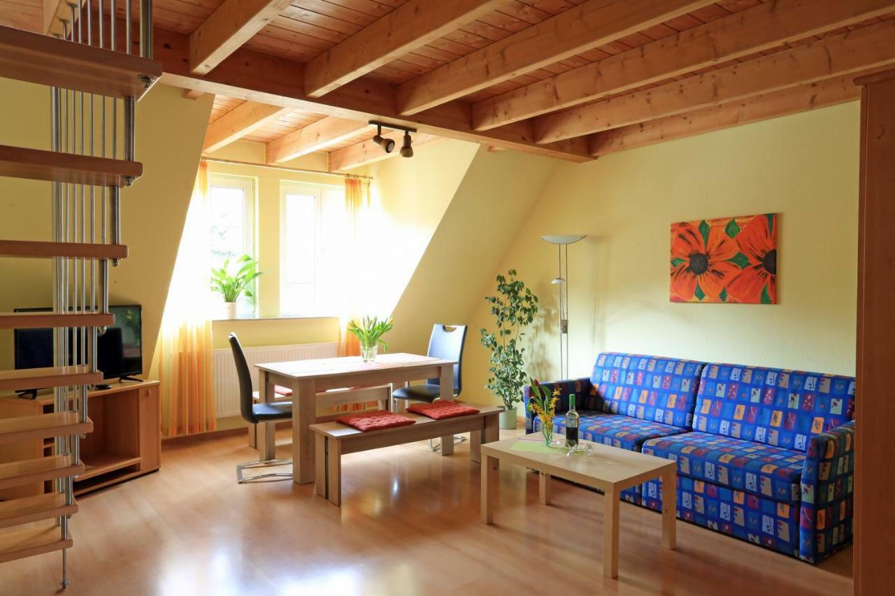 Weinstube Schwalbennest Otel Karlstadt Dış mekan fotoğraf