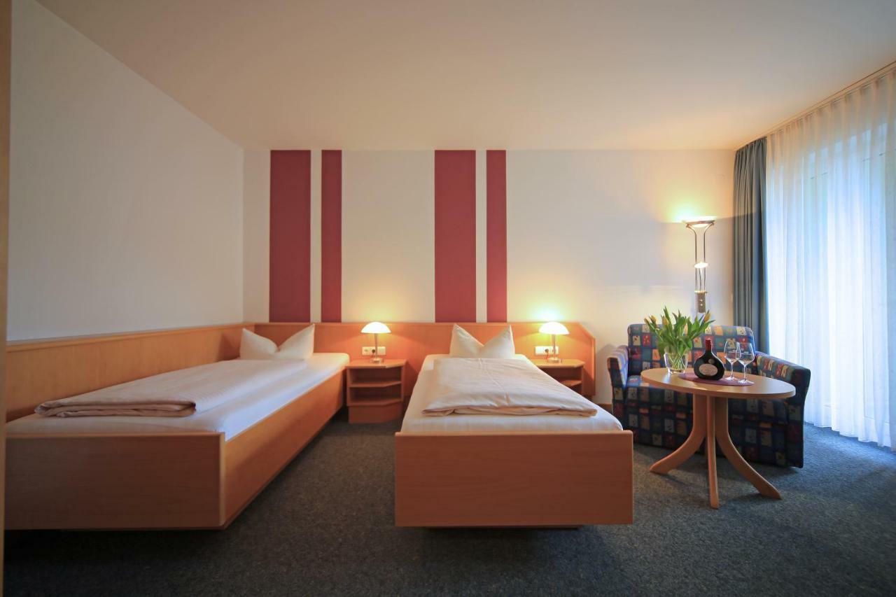 Weinstube Schwalbennest Otel Karlstadt Dış mekan fotoğraf
