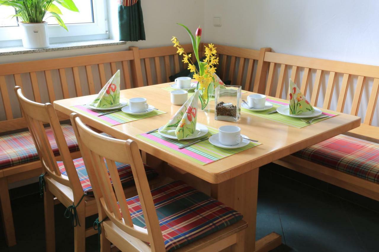 Weinstube Schwalbennest Otel Karlstadt Dış mekan fotoğraf